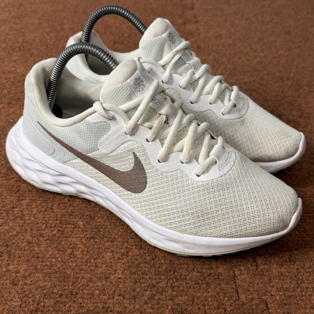 Nike Revolution 6 Next Nature White Metallic Silver Running Shoes DC3729-101 8.5